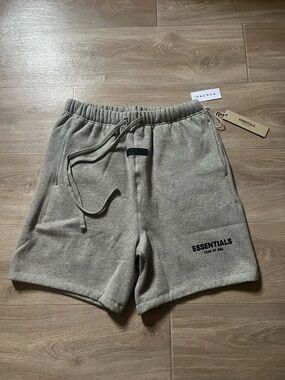 NEW Essentials Fear Of God Dark Oat Shorts - Size XL